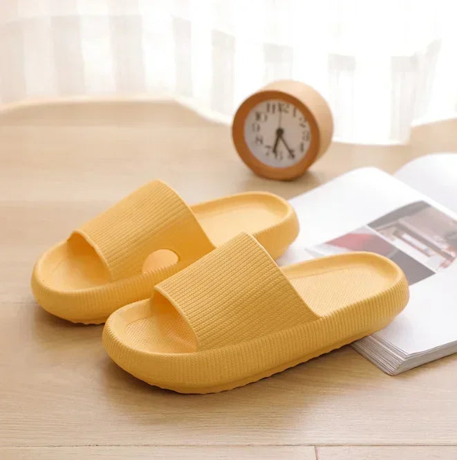 EVA Thick Sole 4cm Beach Slippers Cloud-Like Comfort Home Use Couple Height Increasing Indoor Solid Color Summer Sandals